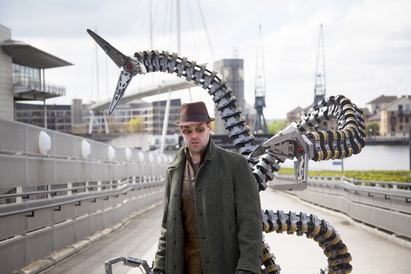 Doc-Ock-Spider-Man-2-cosplay